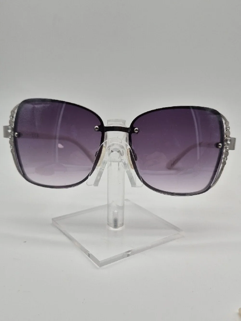 Rocawear Women’s Crystal-Accent Purple Gradient Sunglasses